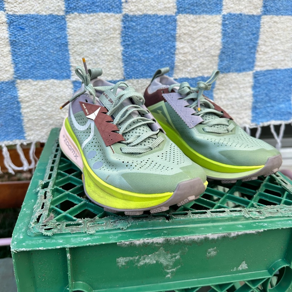 Nike Women's Green and Lime Running Sneakers